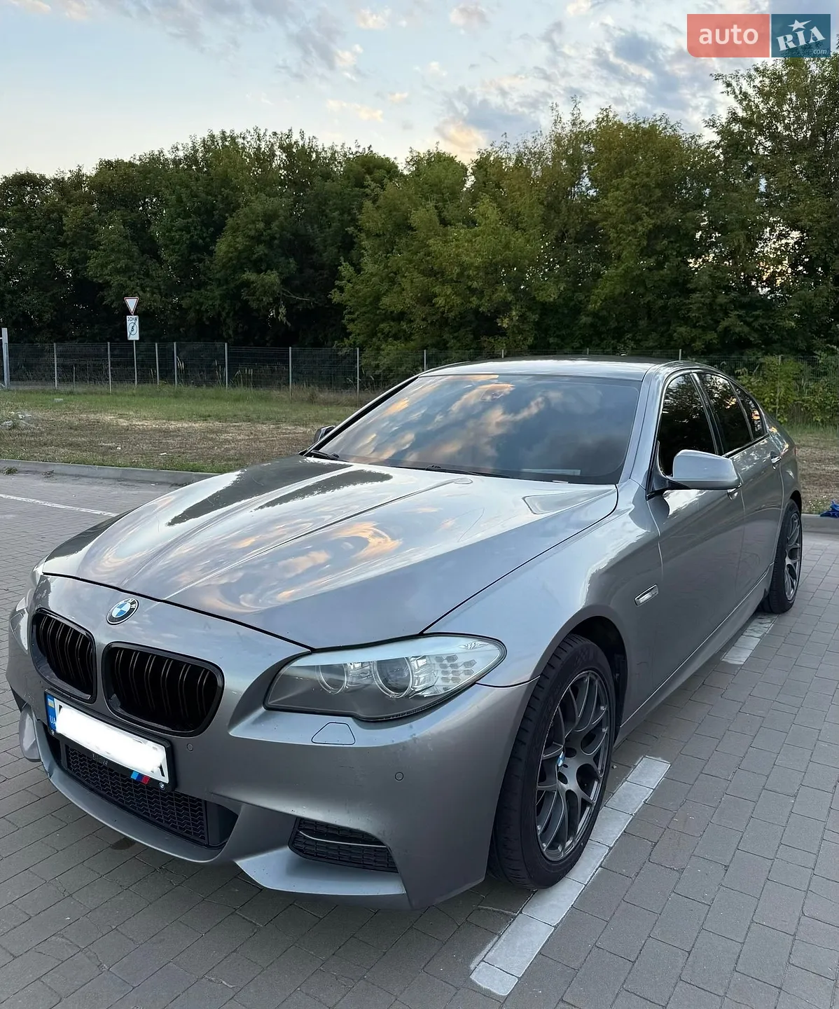 BMW 5 Series, 2011