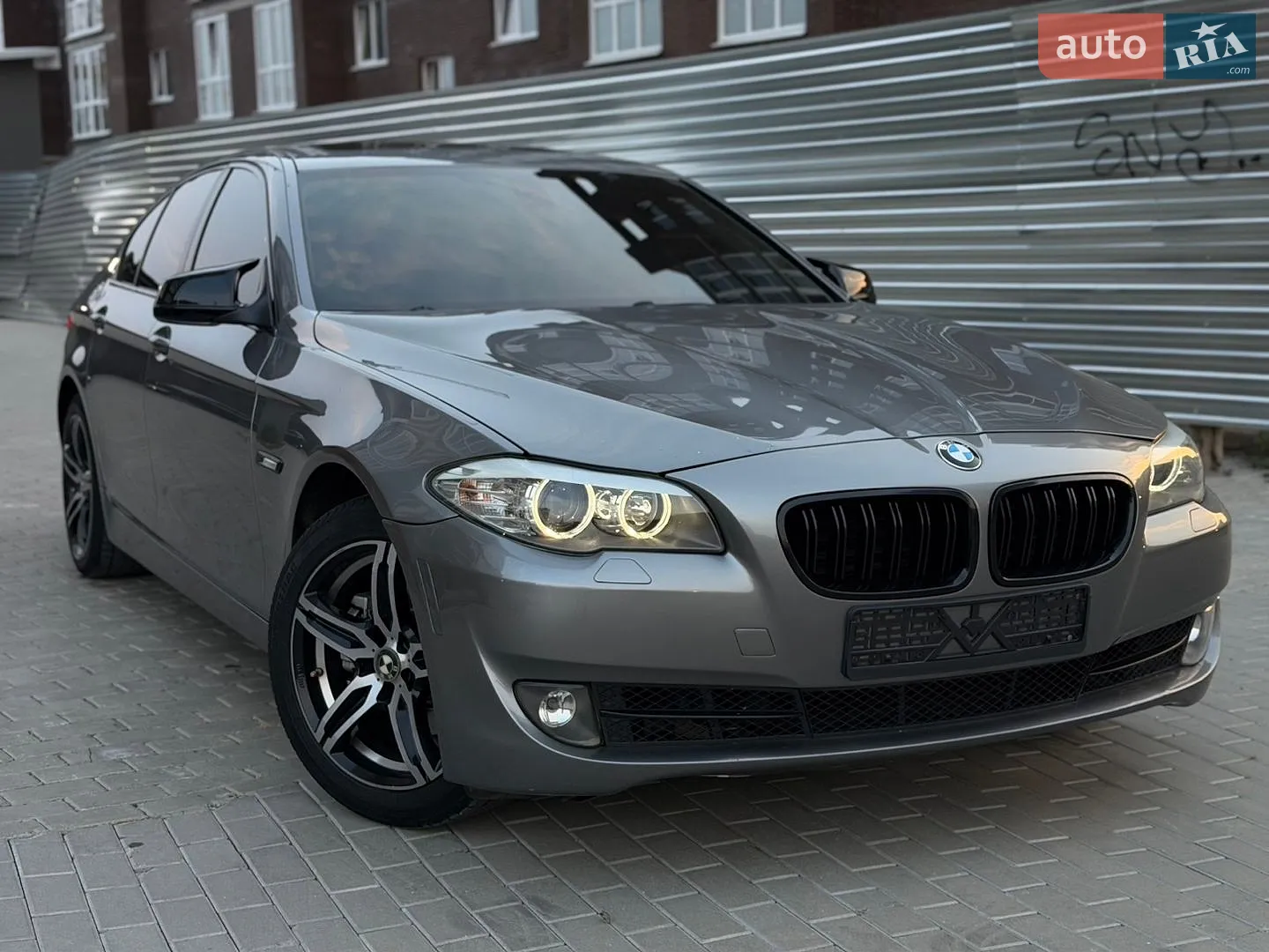 BMW 5 Series, 2010