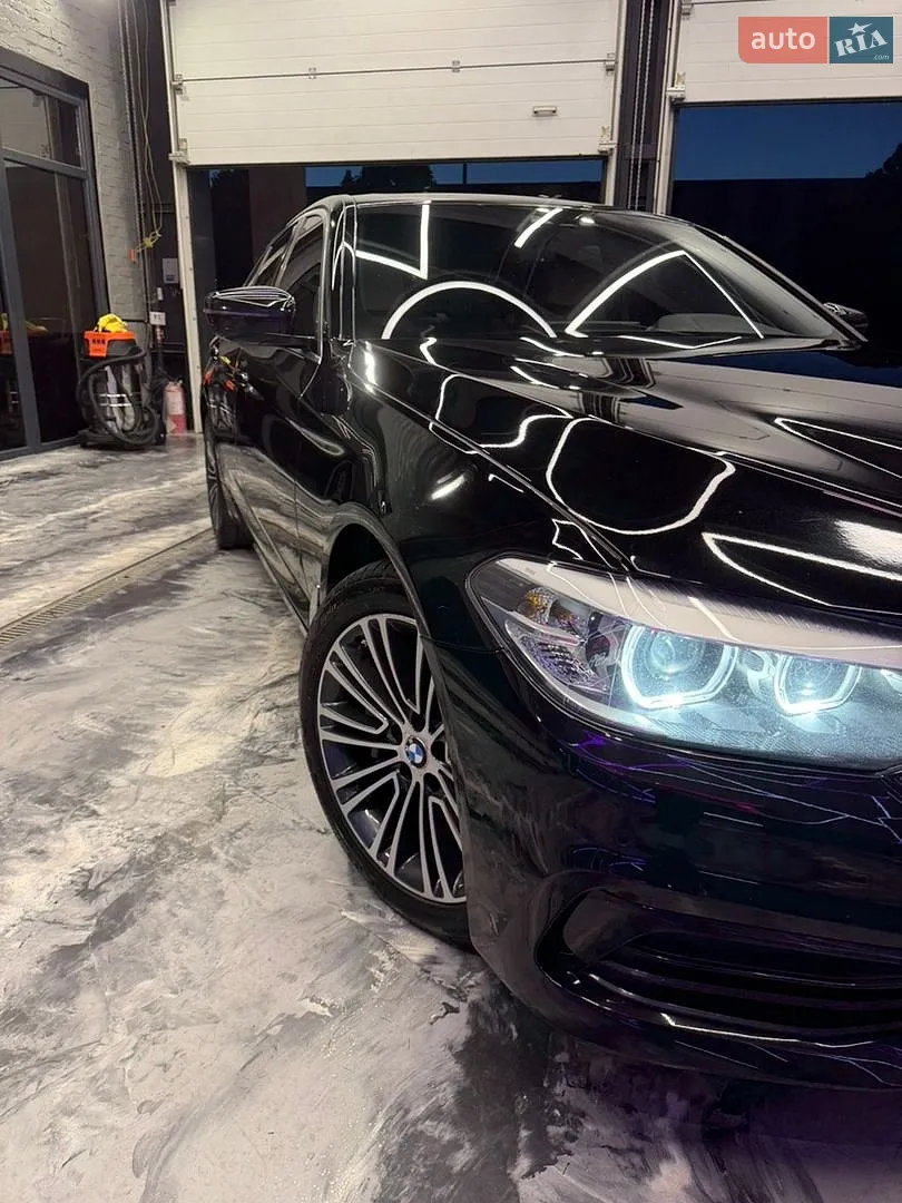 BMW 5 Series, 2019