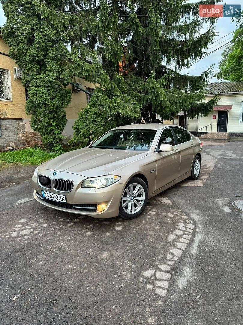 BMW 5 Series, 2011