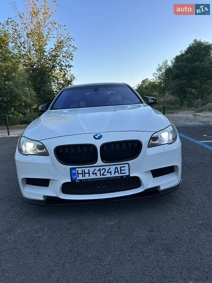 BMW 5 Series, 2011