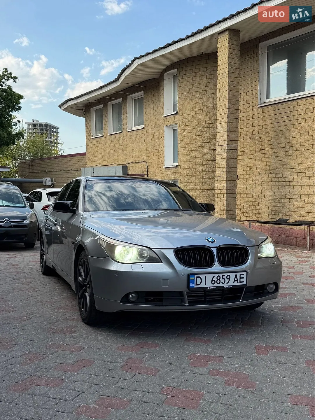 BMW 5 Series, 2003