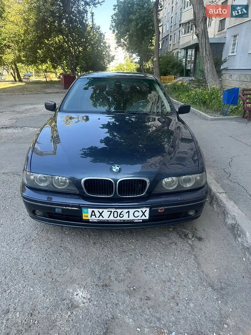 BMW 5 Series, 2002