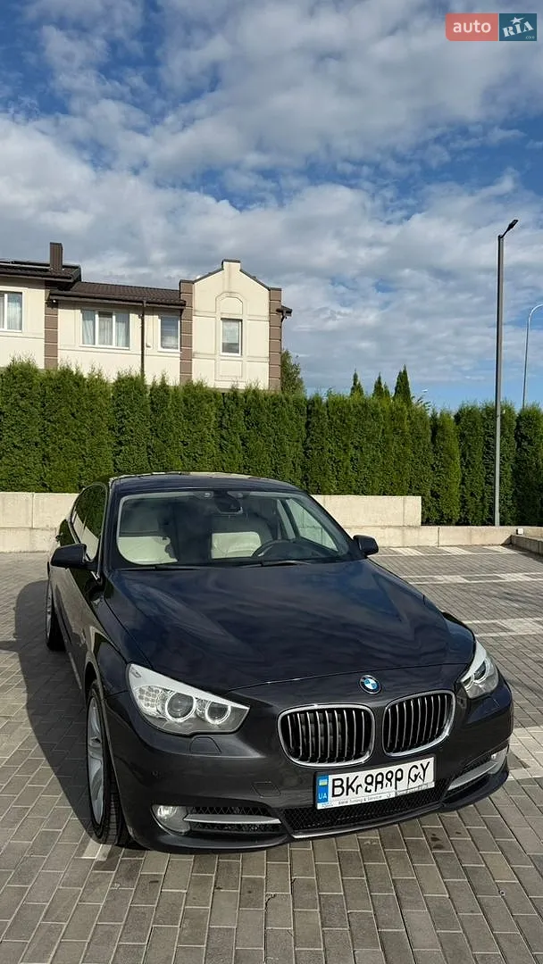 BMW 5 Series, 2011