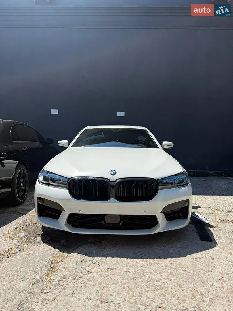 BMW 5 Series, 2019