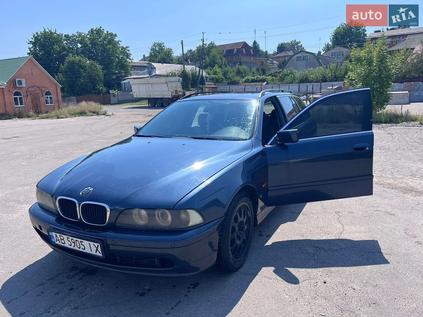 BMW 5 Series, 2002