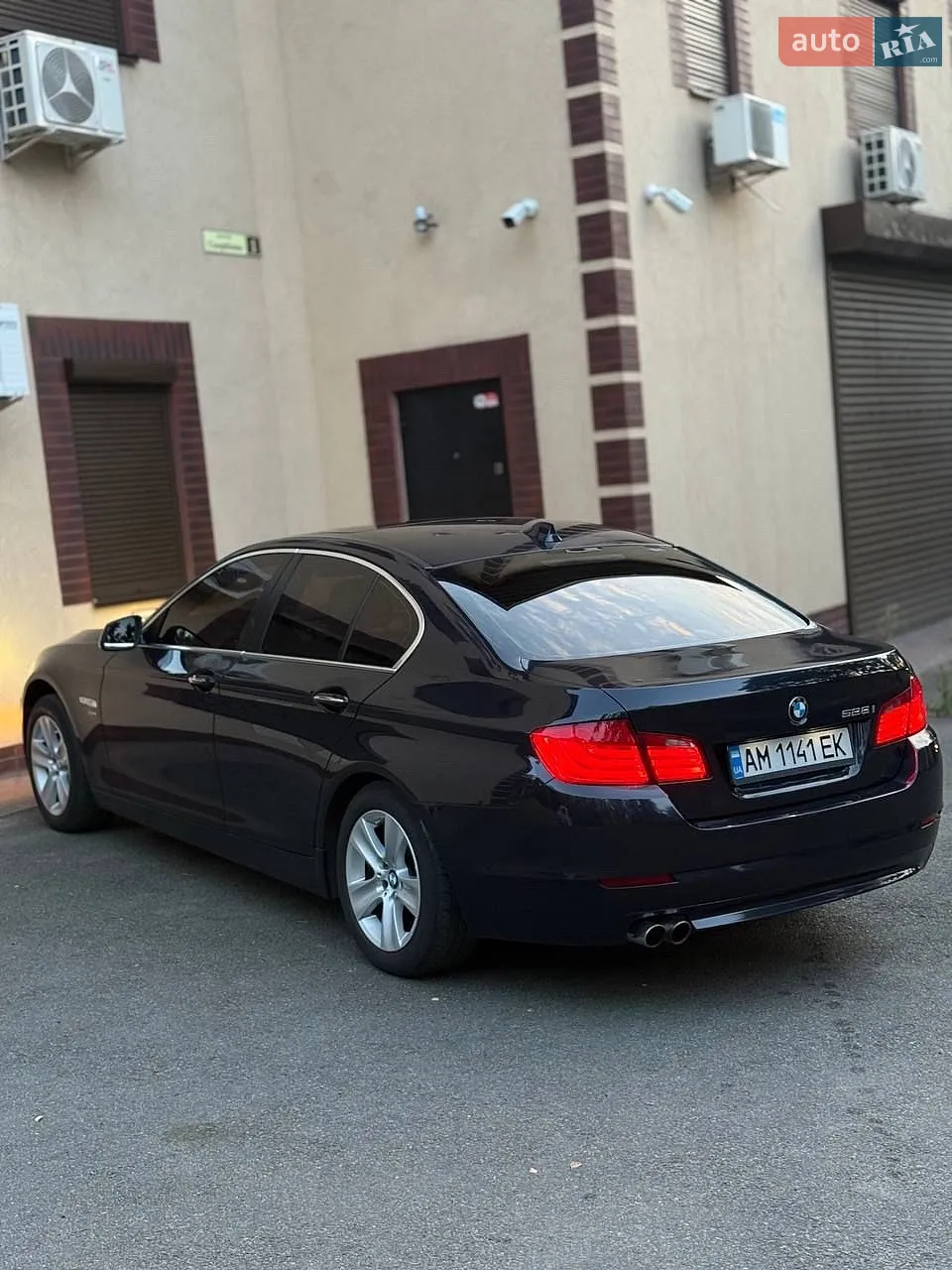 BMW 5 Series, 2011