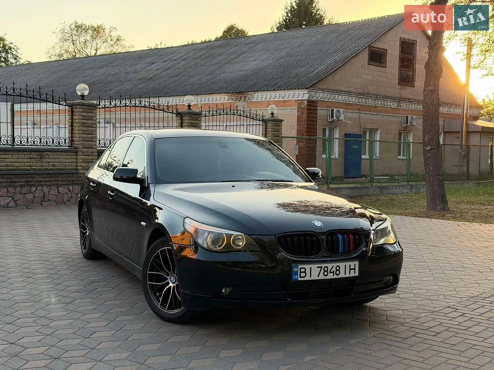 BMW 5 Series, 2003