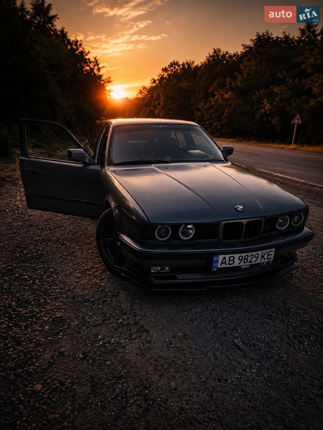 BMW 5 Series, 1990