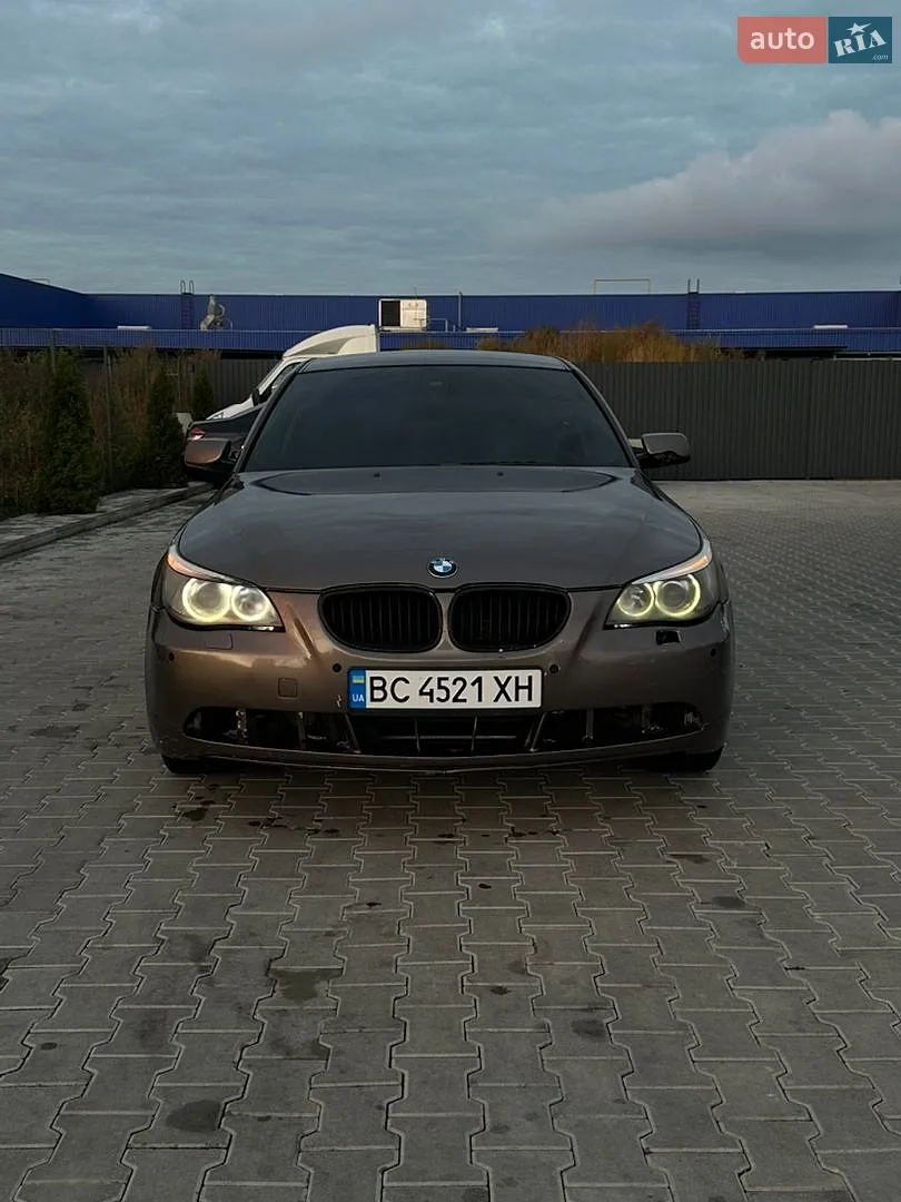 BMW 5 Series, 2005