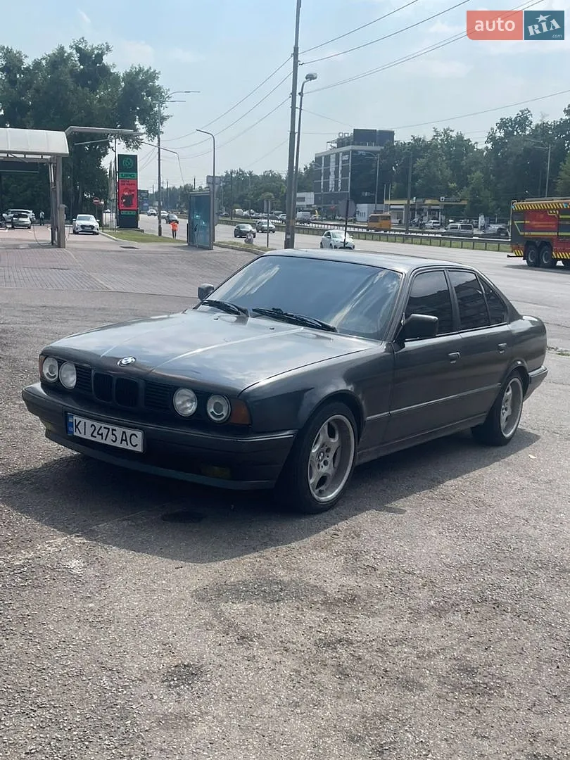 BMW 5 Series, 1988