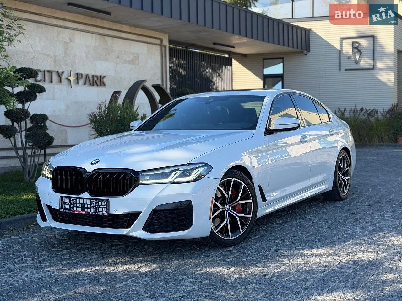 BMW 5 Series, 2020