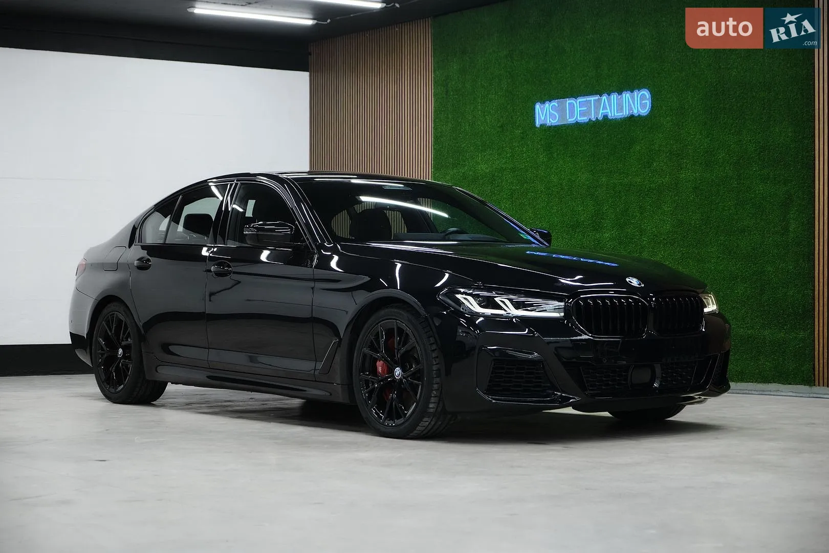 BMW 5 Series, 2021