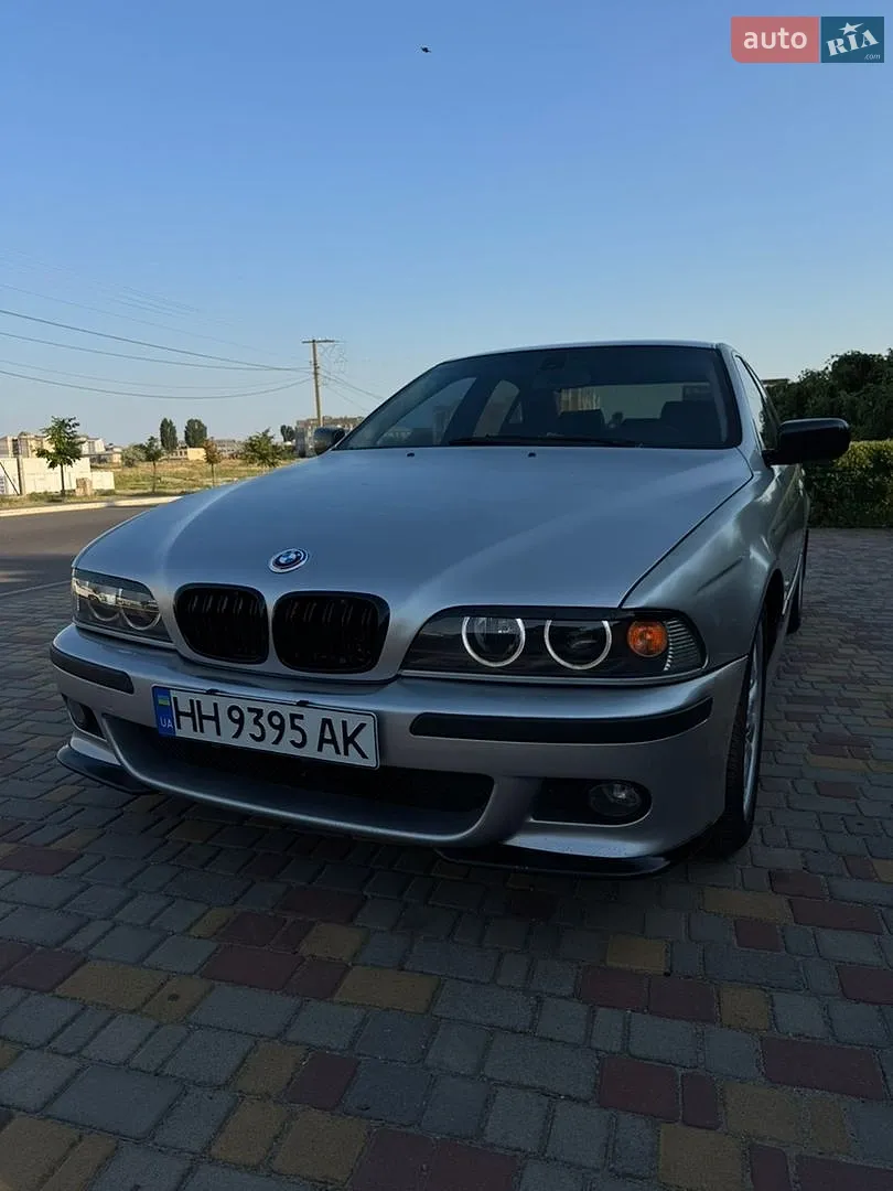 BMW 5 Series, 2002
