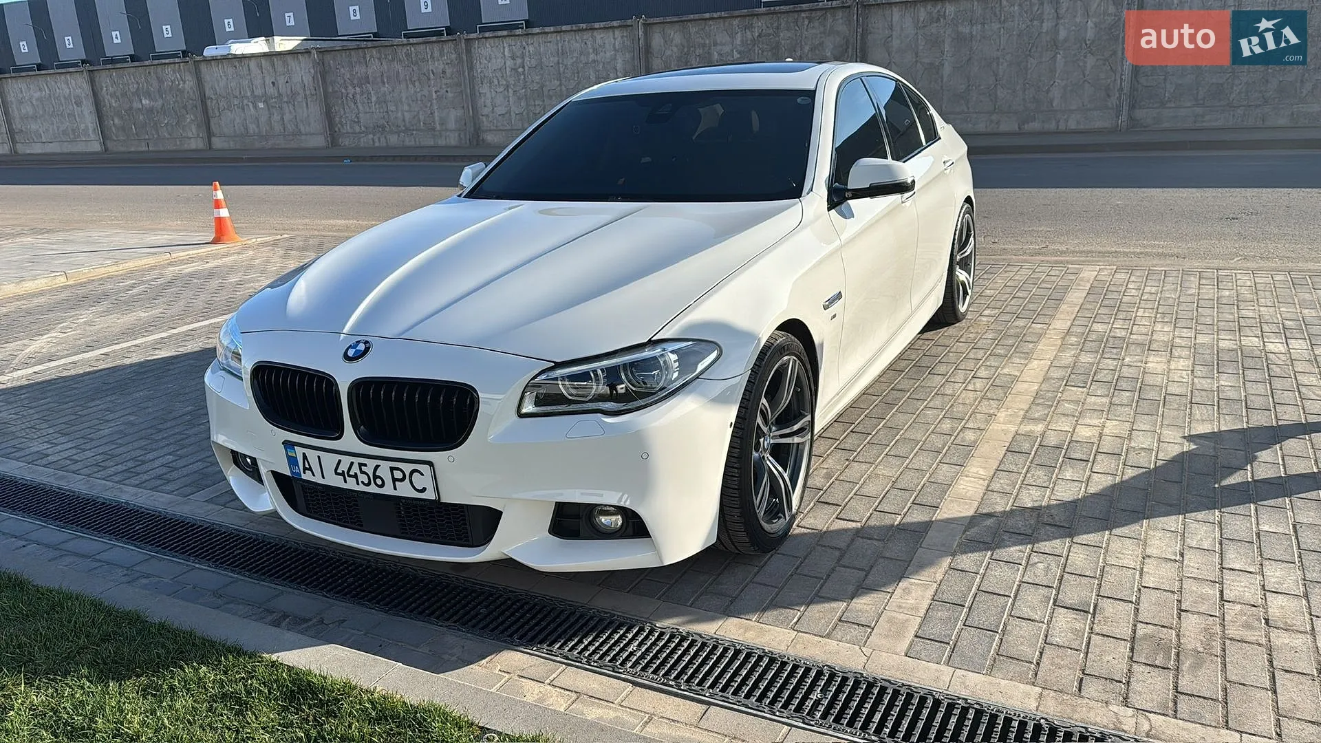 BMW 5 Series, 2016