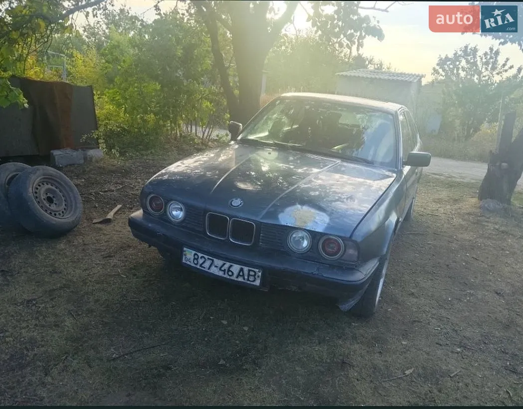 BMW 5 Series, 1990