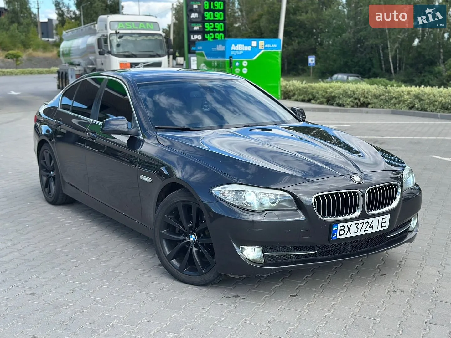 BMW 5 Series, 2010