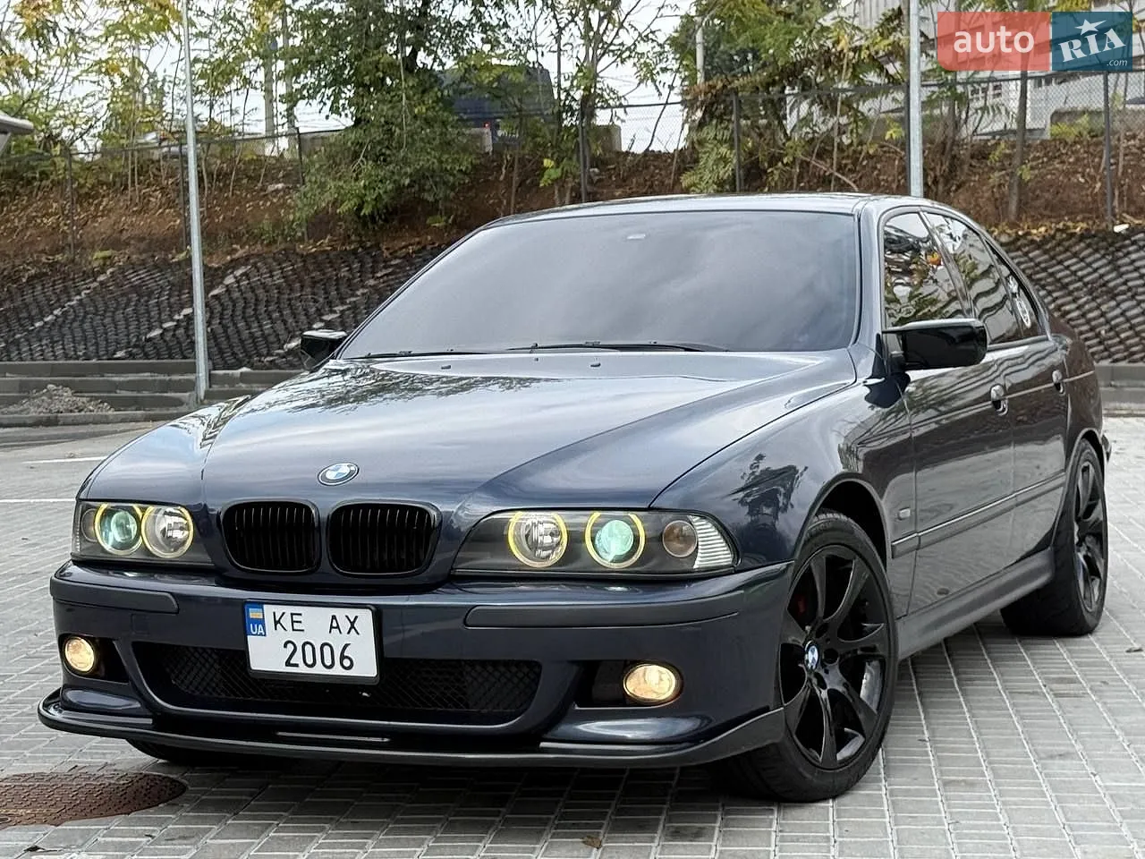 BMW 5 Series, 2003
