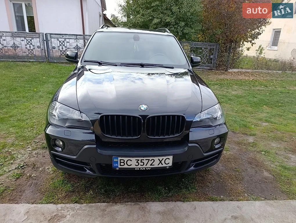 BMW 5 Series, 2010
