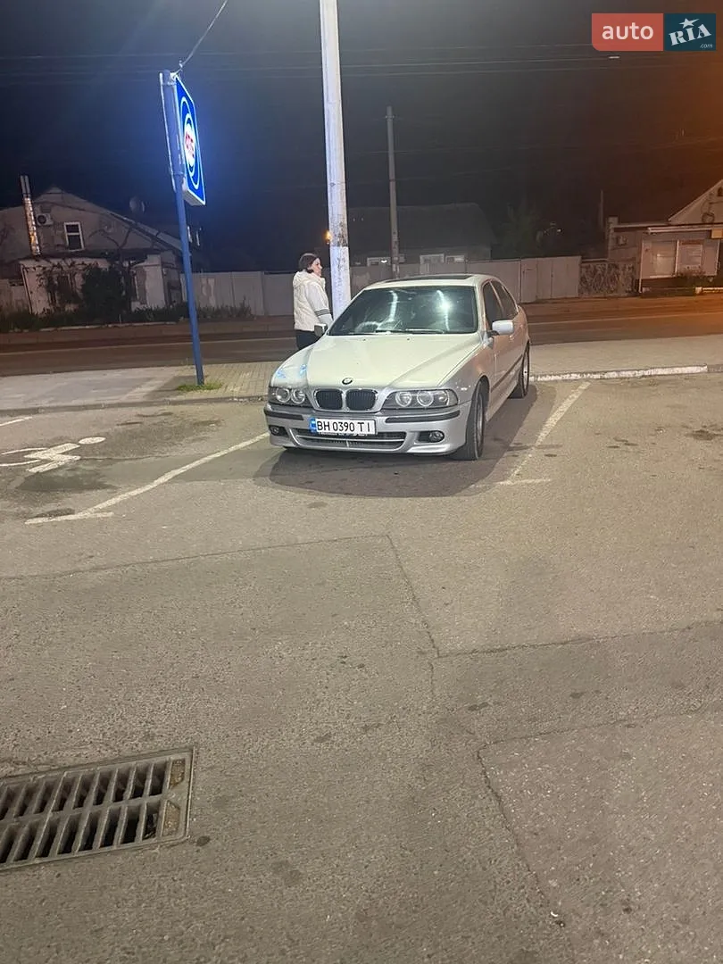 BMW 5 Series, 2000