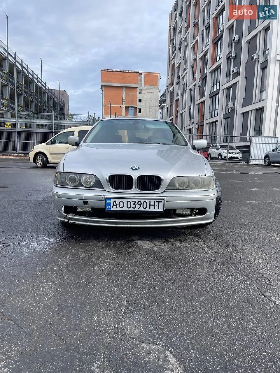 BMW 5 Series, 2000