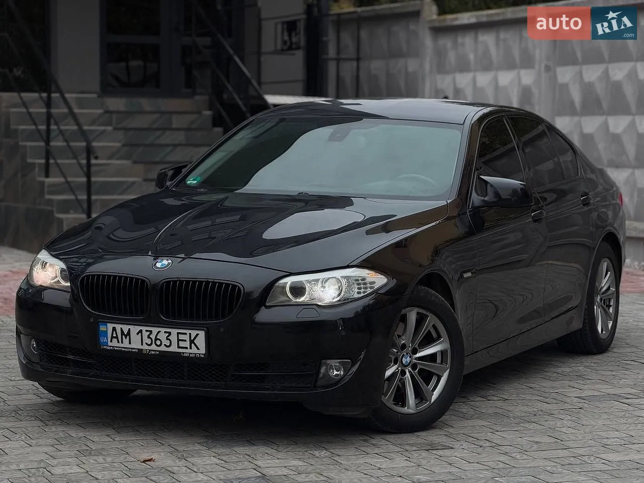 BMW 5 Series, 2010