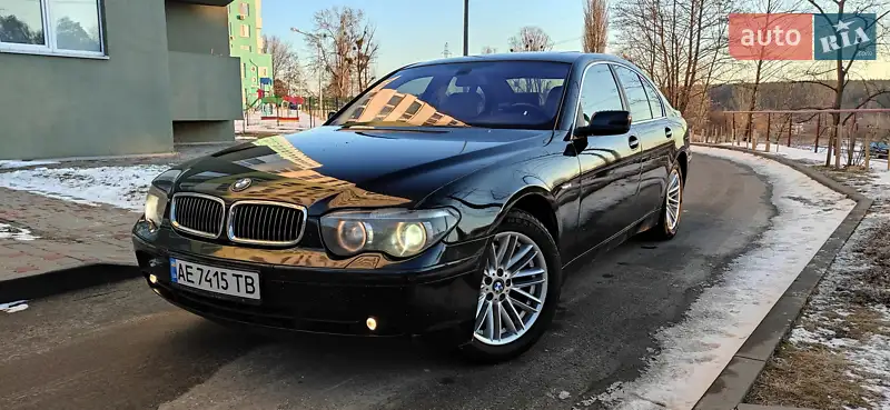 BMW 7 Series, 2002