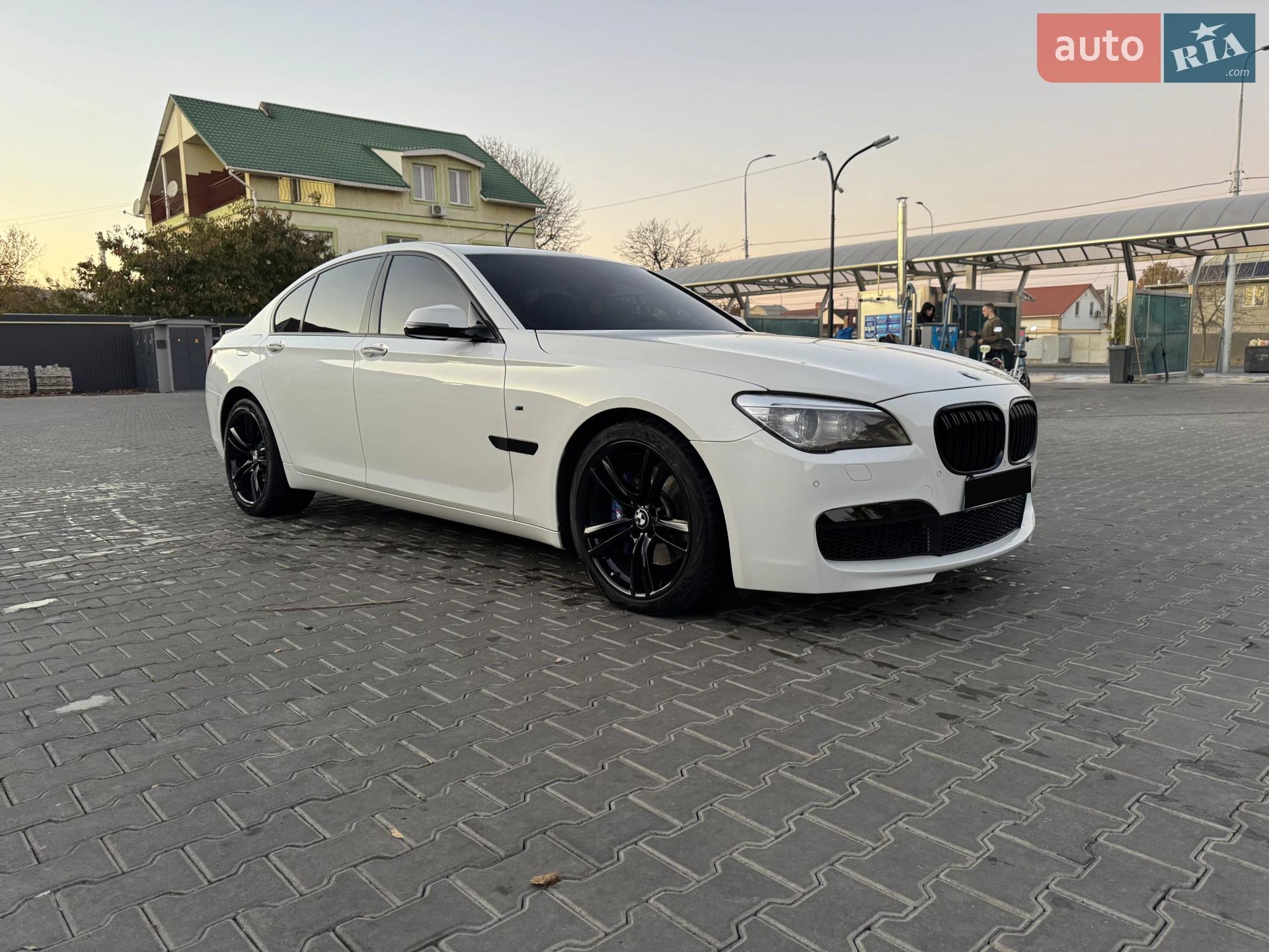 BMW 7 Series, 2013