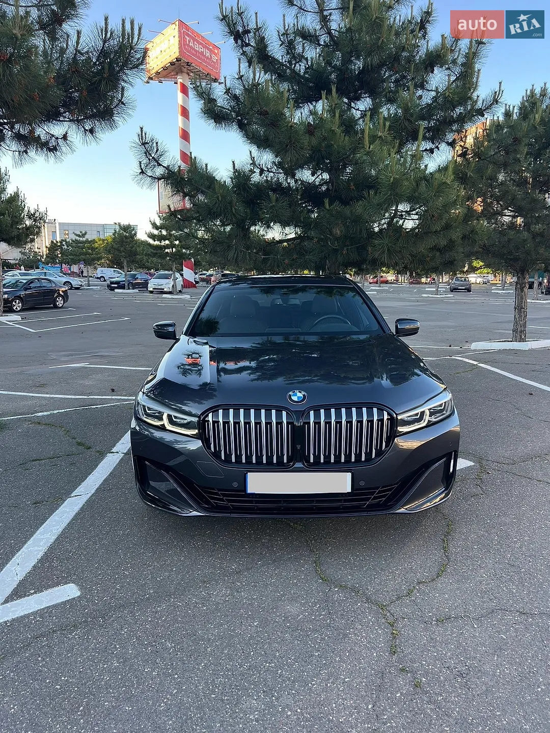 BMW 7 Series, 2019
