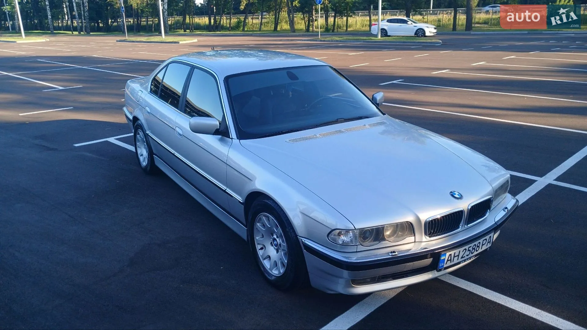 BMW 7 Series, 2001