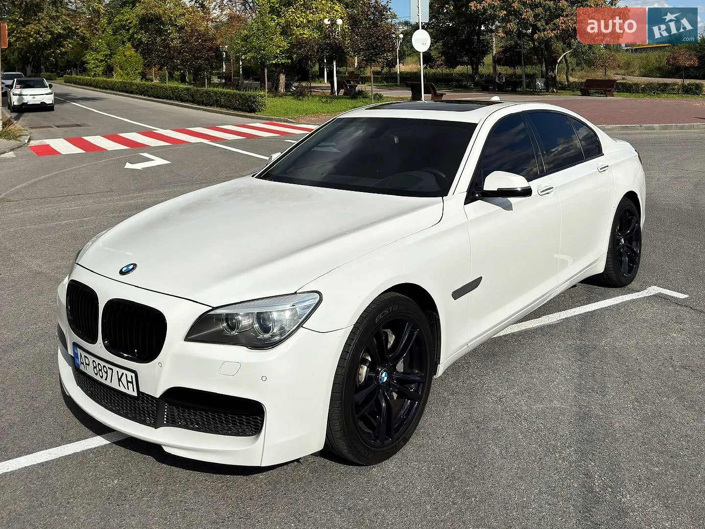 BMW 7 Series, 2014