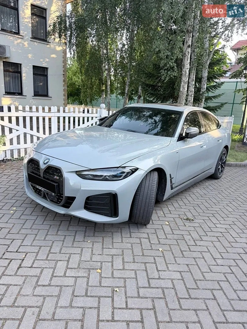 BMW i4, 2021