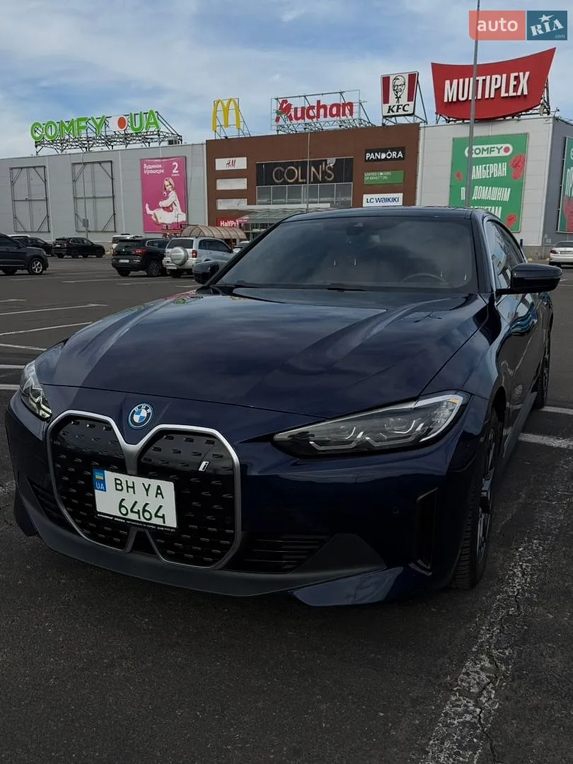BMW i4, 2023