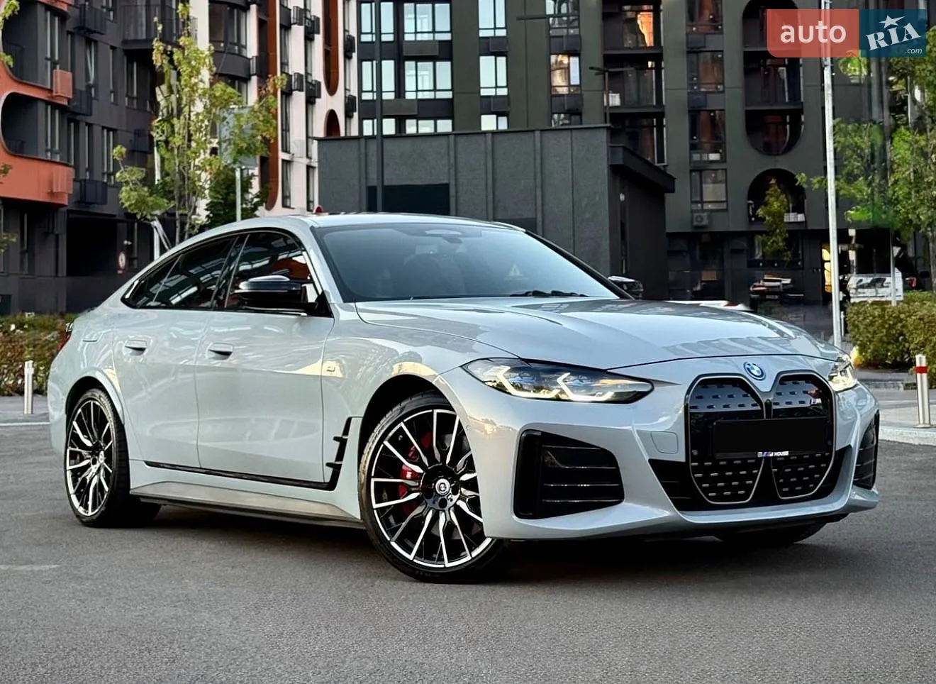 BMW i4, 2023