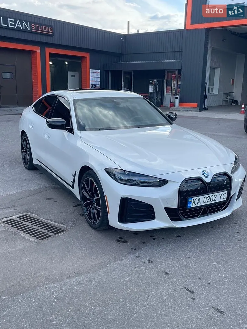 BMW i4, 2022