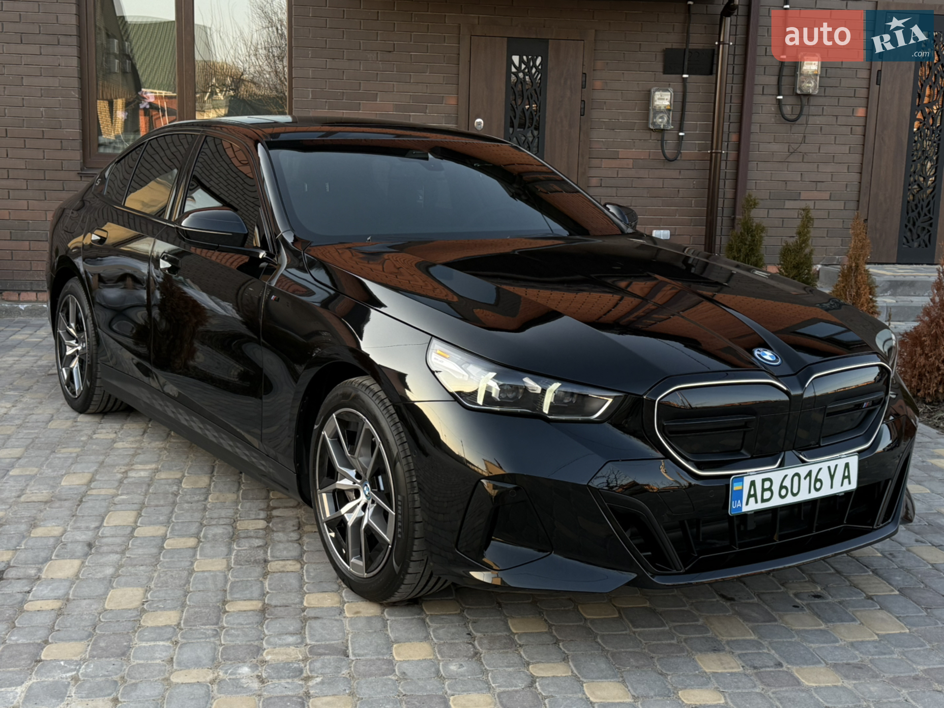 BMW i5, 2024
