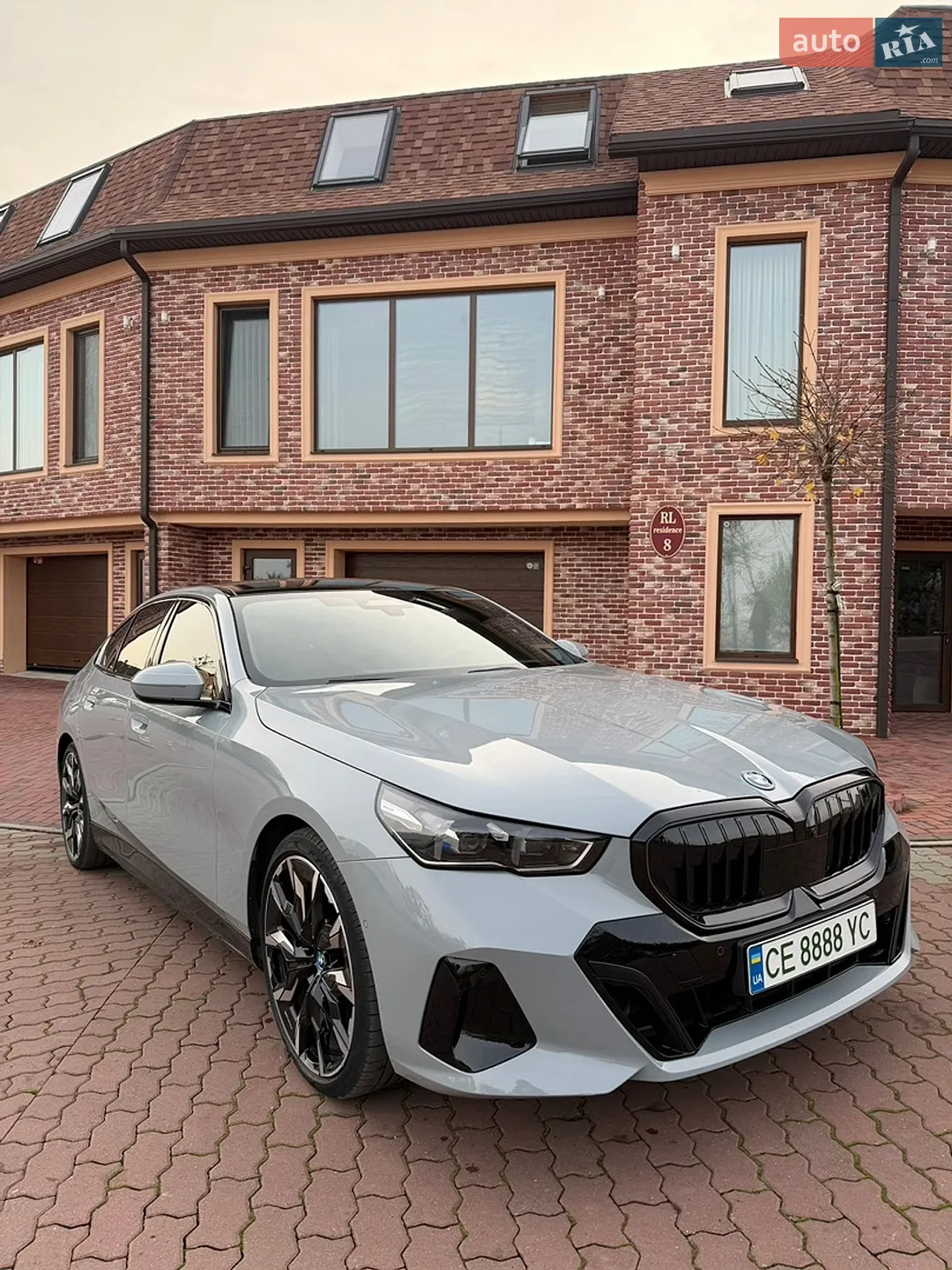 BMW i5, 2023