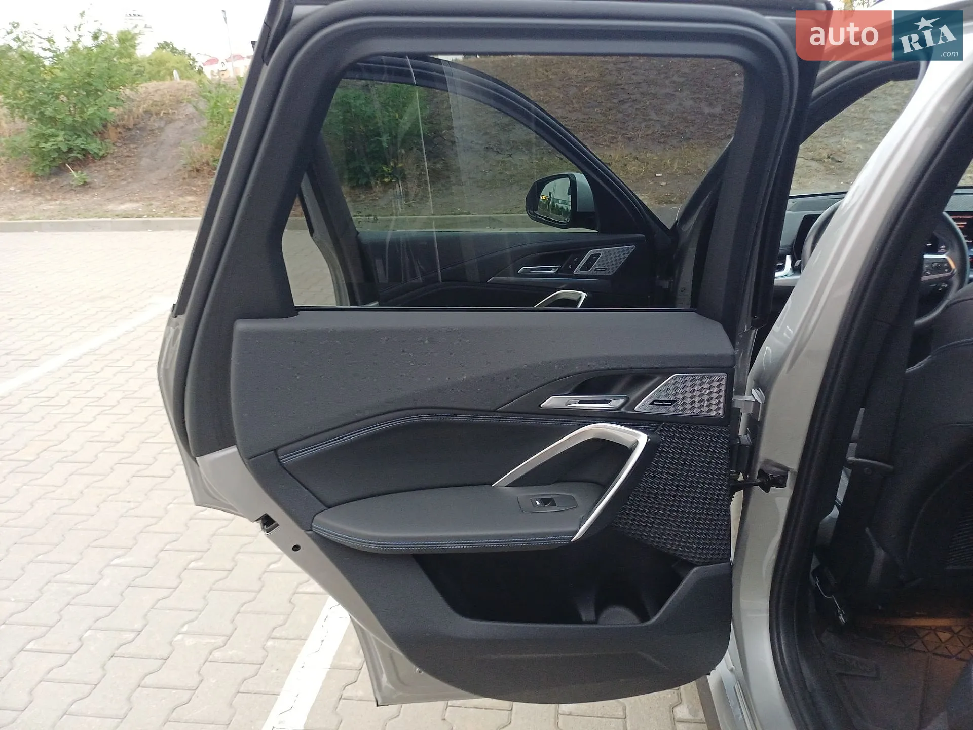 BMW iX1, 2024