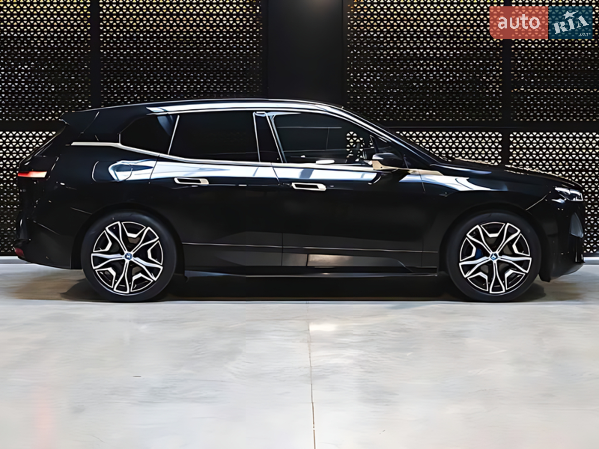 BMW iX, 2022