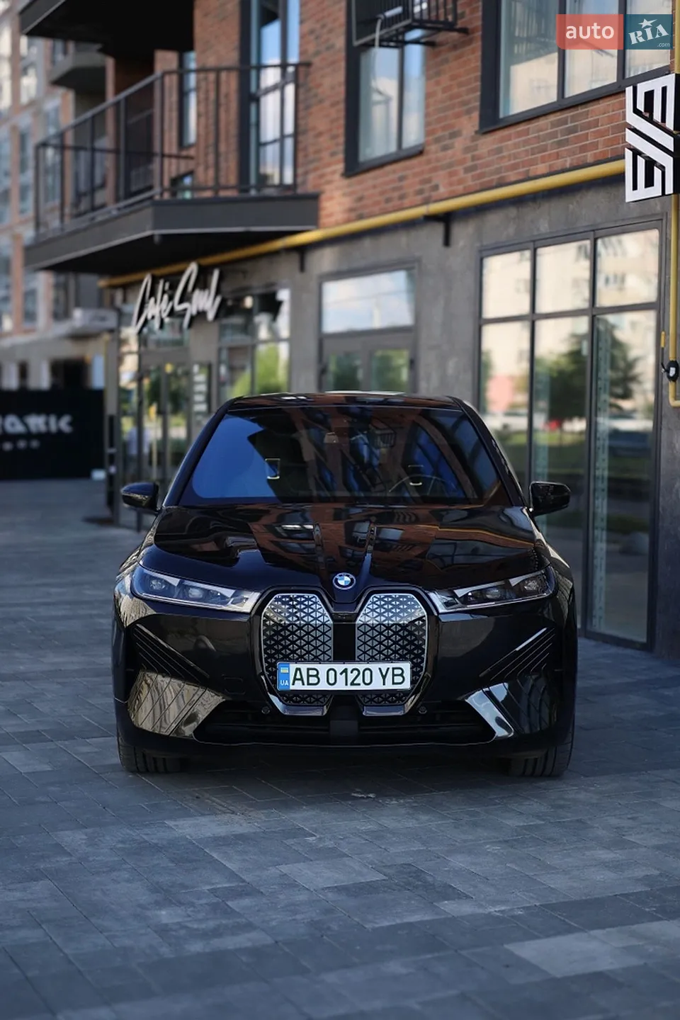 BMW iX, 2022