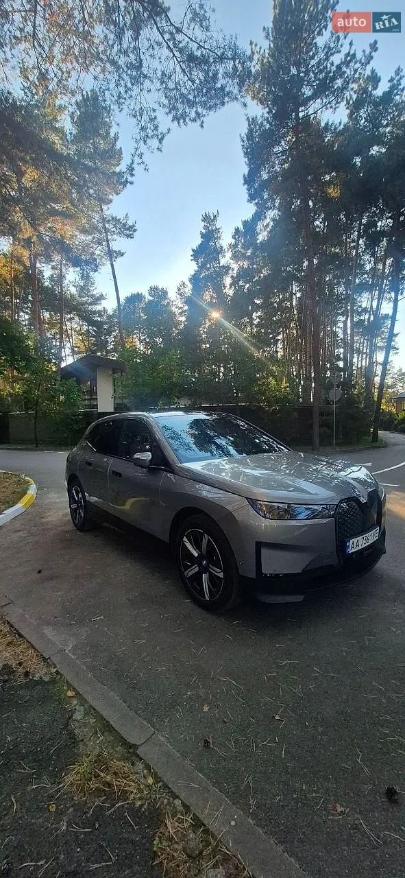 BMW iX, 2023