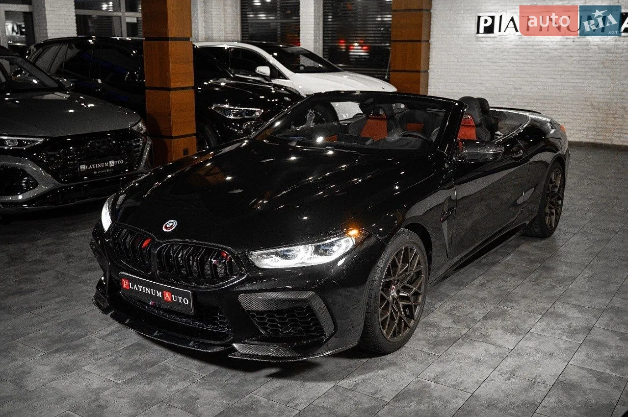 BMW M8, 2022