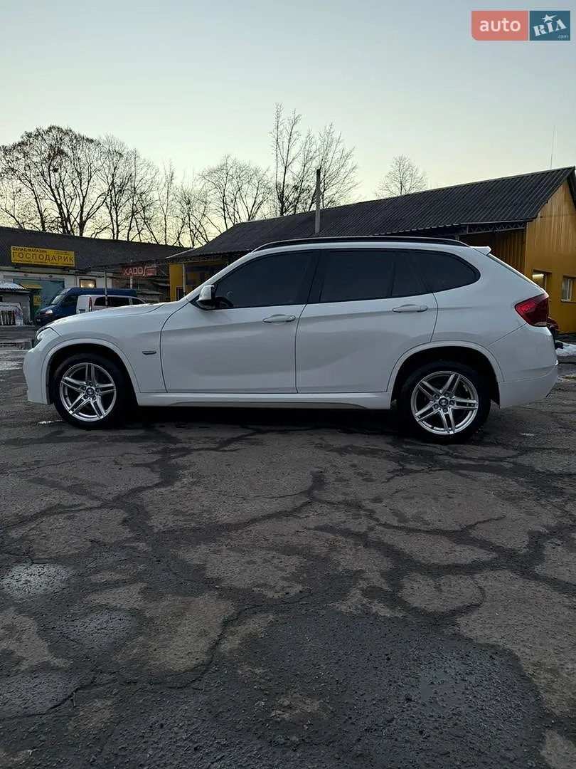 BMW X1, 2011