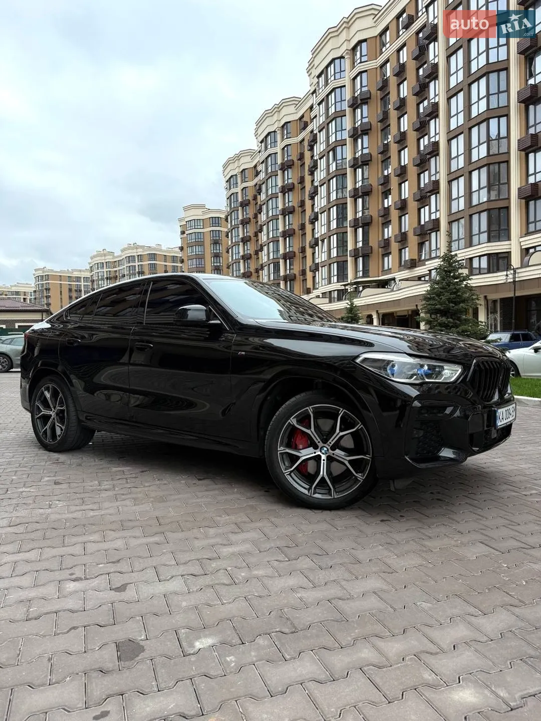 BMW X6, 2022
