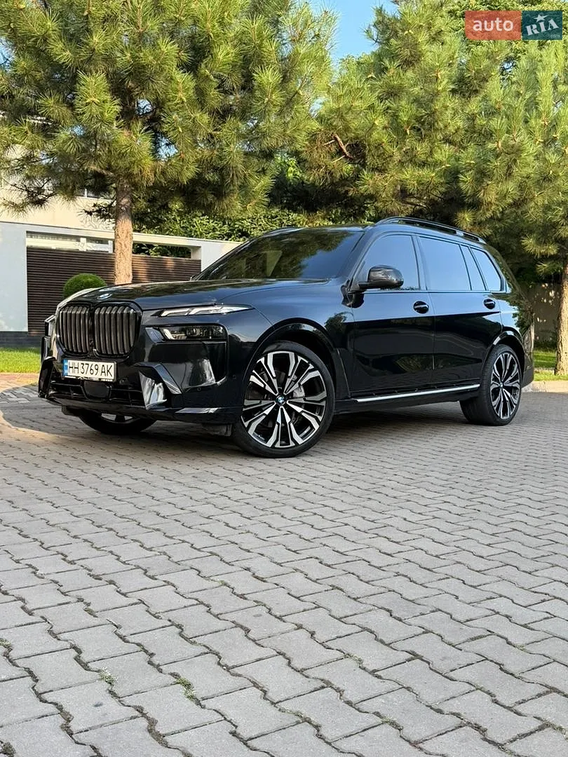 BMW X7, 2025