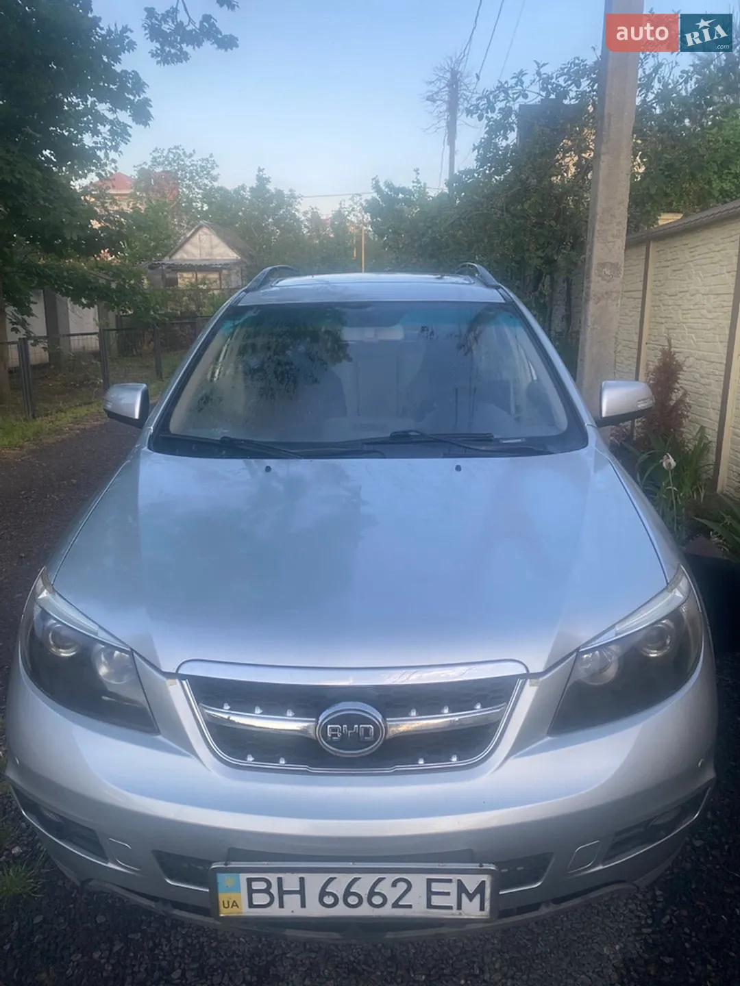 BYD S6, 2012