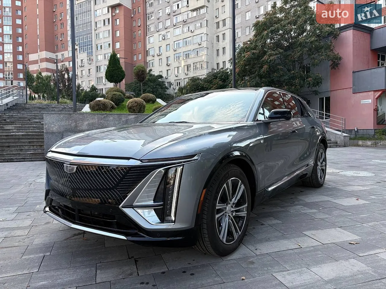 Cadillac Lyriq 2023 — 1