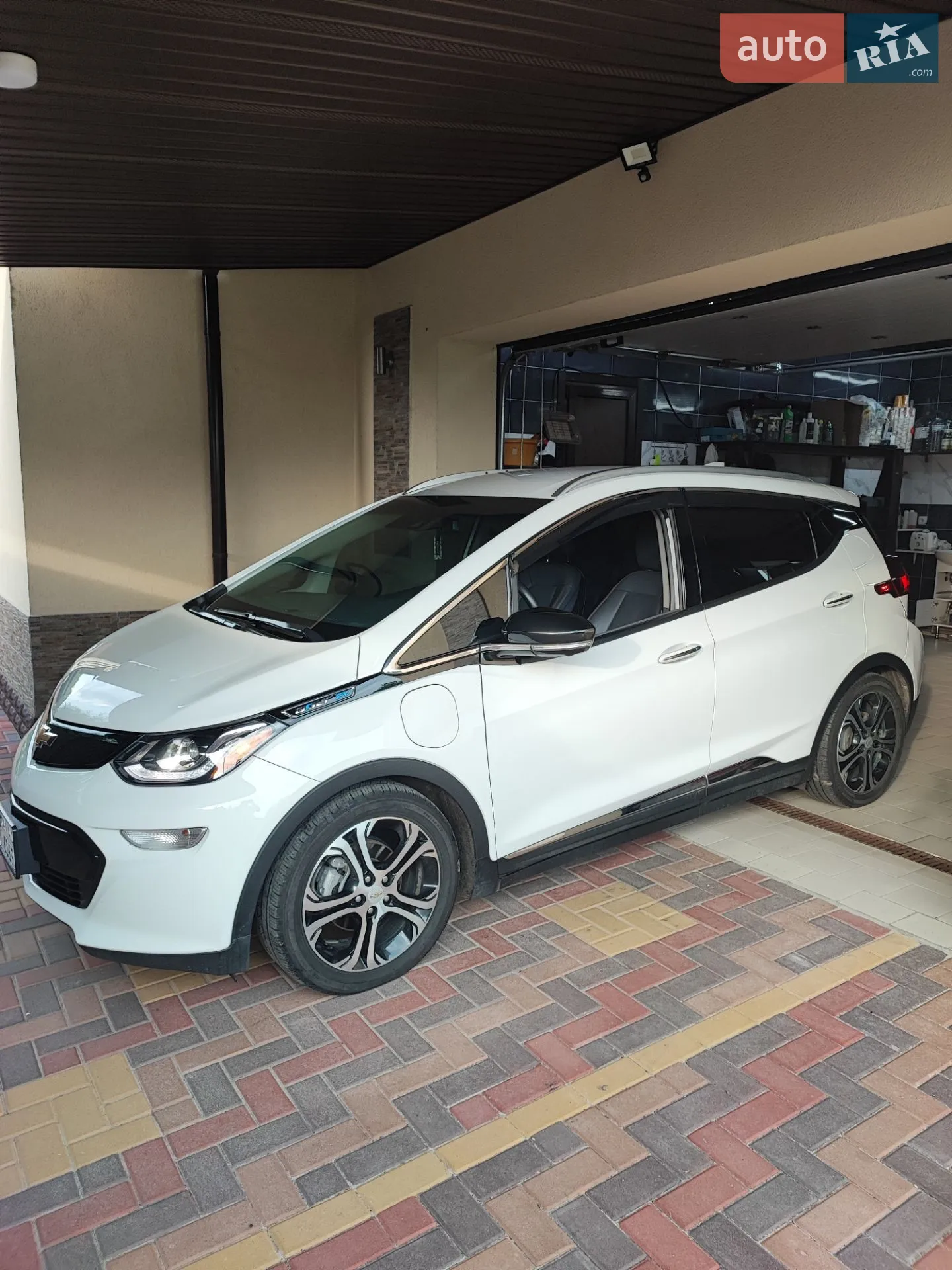 Chevrolet Bolt EV, 2017