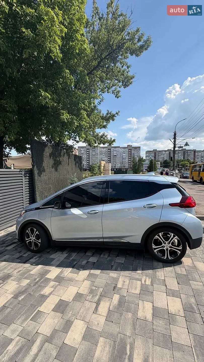 Chevrolet Bolt EV, 2017