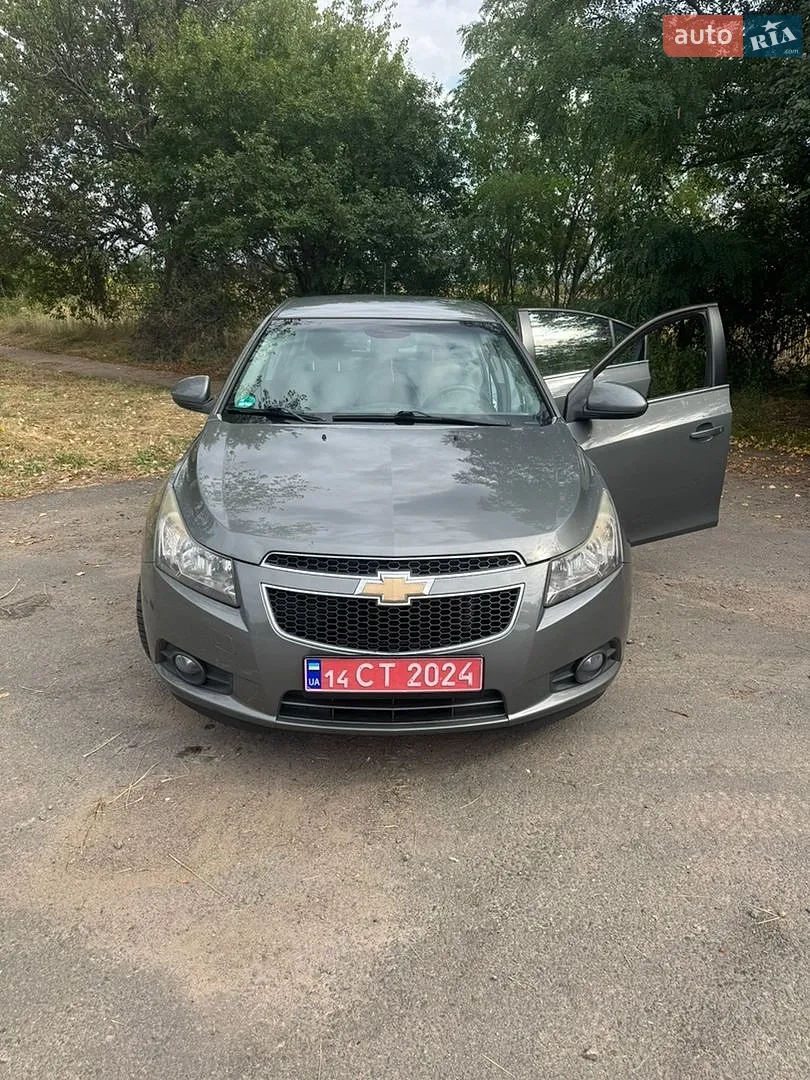 Chevrolet Cruze, 2010